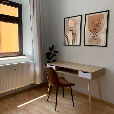 Stilvolle Altbauwohnung - Parkplatz, Wlan, Netflix, Zentrum باد سشاندو