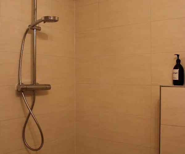 Stilvolle Altbauwohnung - Parkplatz, Wlan, Netflix, Zentrum Bad Schandau